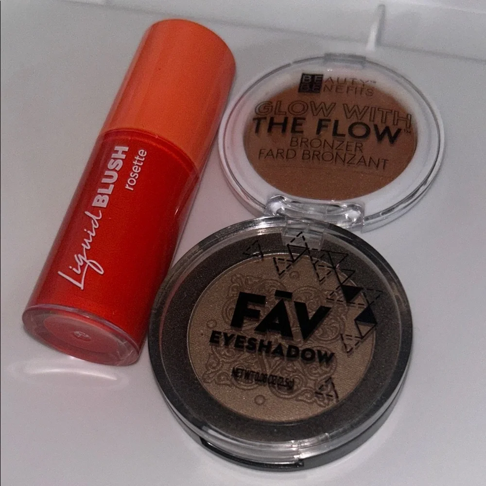 Bronzer and FAV Eyeshadow & Liquid Blush Bundle NEW